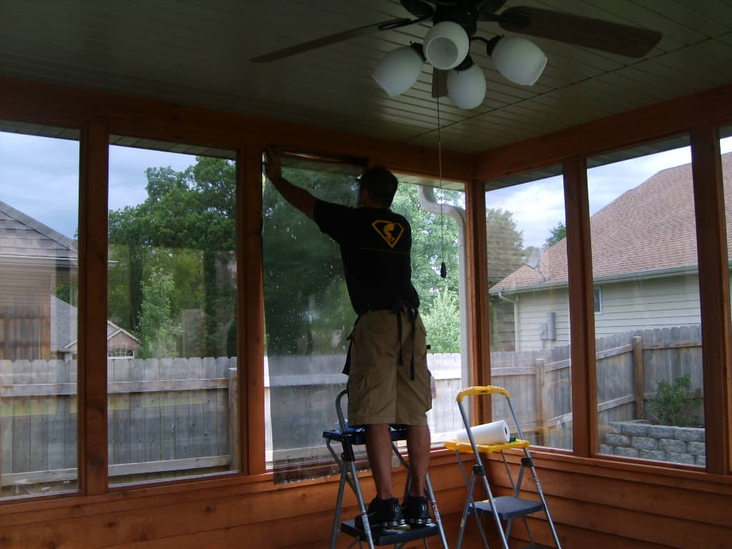 how-to-remove-residential-window-tinting