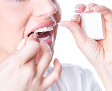 5-benefits-of-flossing-your-teeth